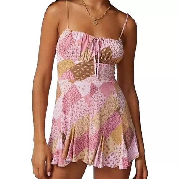 Kimchi Blue Leila Patchwork Printed Romper - Picture 1 of 4